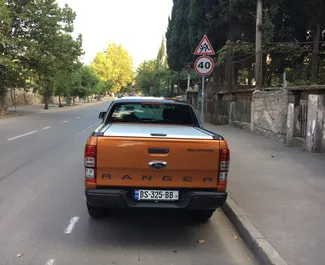 Diesel motor van 3,2L van Ford Ranger 2018 te huur in Tbilisi.