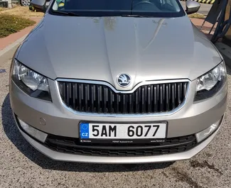 Autohuur Skoda Octavia Combi #431 Automatisch Praag, uitgerust met 1,6L motor ➤ Van Petr in Tsjechië.