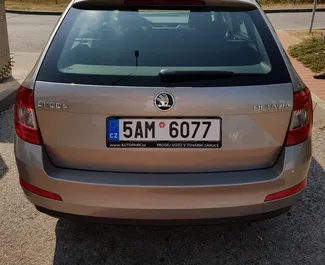 Autohuur Skoda Octavia Combi 2016 in in Tsjechië, met Diesel brandstof en 105 pk ➤ Vanaf 81 EUR per dag.