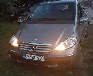 Vooraanzicht van een huurauto Mercedes-Benz A180 cdi in Bar, Montenegro ✓ Auto #989. ✓ Transmissie Automatisch TM ✓ 22 beoordelingen.