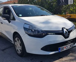 Vooraanzicht van een huurauto Renault Clio 4 in Bar, Montenegro ✓ Auto #531. ✓ Transmissie Handmatig TM ✓ 13 beoordelingen.