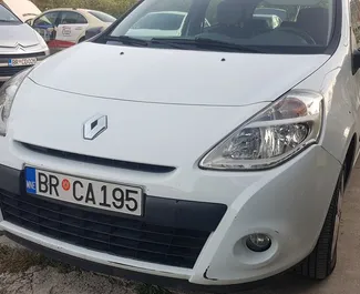 Autohuur Renault Clio 3 2013 in in Montenegro, met Diesel brandstof en 75 pk ➤ Vanaf 19 EUR per dag.