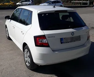 Verhuur Skoda Fabia. Economy Auto te huur in Montenegro ✓ Borg van Borg van 300 EUR ✓ Verzekeringsmogelijkheden TPL, CDW, SCDW, FDW, Diefstal, Buitenland.