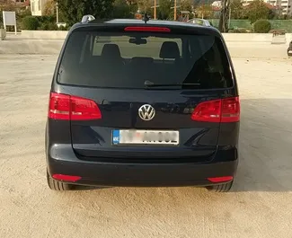 Verhuur Volkswagen Touran. Comfort, Minivan Auto te huur in Montenegro ✓ Borg van Borg van 400 EUR ✓ Verzekeringsmogelijkheden TPL, CDW, SCDW, FDW, Diefstal, Buitenland.