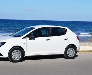 Vooraanzicht van een huurauto SEAT Ibiza op Kreta, Griekenland ✓ Auto #1122. ✓ Transmissie Handmatig TM ✓ 0 beoordelingen.