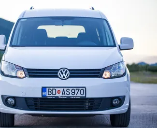 Autohuur Volkswagen Caddy Maxi 2013 in in Montenegro, met Diesel brandstof en 102 pk ➤ Vanaf 34 EUR per dag.