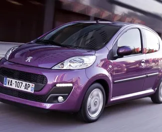 Autohuur Peugeot 107 2015 in in Griekenland, met Benzine brandstof en 65 pk ➤ Vanaf 40 EUR per dag.