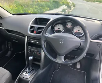 Verhuur Peugeot 207cc. Comfort, Cabriolet Auto te huur in Cyprus ✓ Borg van Zonder Borg ✓ Verzekeringsmogelijkheden TPL, CDW, SCDW.