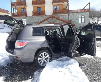 Autohuur Toyota Highlander 2013 in in Georgië, met Hybride brandstof en 280 pk ➤ Vanaf 160 GEL per dag.