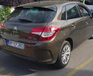 Verhuur Citroen C4. Comfort, Crossover Auto te huur in Montenegro ✓ Borg van Zonder Borg ✓ Verzekeringsmogelijkheden TPL, CDW, SCDW, Passagiers, Diefstal, Buitenland.