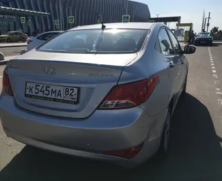 Autohuur Hyundai Solaris 2015 in op de Krim, met Benzine brandstof en 123 pk ➤ Vanaf 2000 RUB per dag.