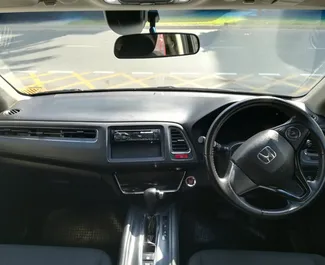 Autohuur Honda HR-V 2019 in in Cyprus, met Benzine brandstof en 130 pk ➤ Vanaf 47 EUR per dag.