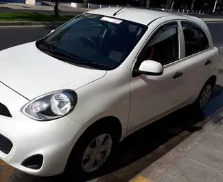 Vooraanzicht van een huurauto Nissan March in Limassol, Cyprus ✓ Auto #271. ✓ Transmissie Automatisch TM ✓ 0 beoordelingen.