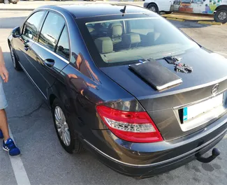Autohuur Mercedes-Benz C-Class 2012 in in Bulgarije, met Benzine brandstof en 150 pk ➤ Vanaf 19 EUR per dag.