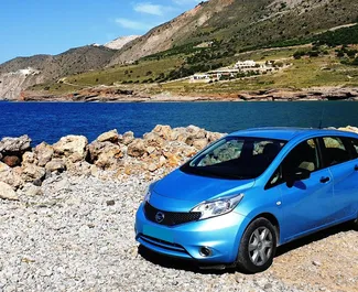 Vooraanzicht van een huurauto Nissan Note op Kreta, Griekenland ✓ Auto #1786. ✓ Transmissie Handmatig TM ✓ 0 beoordelingen.