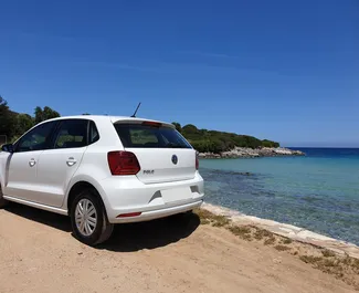 Benzine motor van 1,0L van Volkswagen Polo 2018 te huur op Kreta.