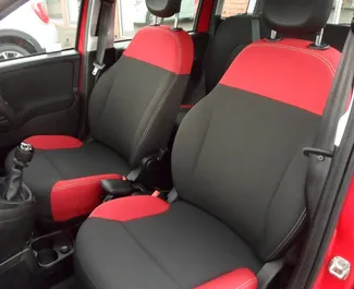 Verhuur Fiat Panda. Economy, Comfort, Minivan Auto te huur in Griekenland ✓ Borg van Zonder Borg ✓ Verzekeringsmogelijkheden TPL, FDW, Passagiers, Diefstal.