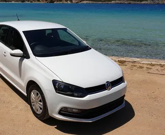 Benzine motor van 1,0L van Volkswagen Polo 2018 te huur op Kreta.