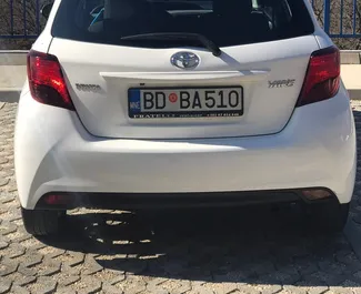 Verhuur Toyota Yaris. Economy, Comfort Auto te huur in Montenegro ✓ Borg van Borg van 100 EUR ✓ Verzekeringsmogelijkheden TPL, CDW, SCDW, Buitenland.