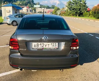 Autohuur Volkswagen Polo Sedan 2018 in in Rusland, met Benzine brandstof en 106 pk ➤ Vanaf 2300 RUB per dag.