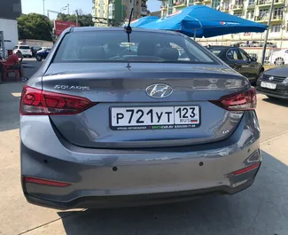 Autohuur Hyundai Solaris 2018 in in Rusland, met Benzine brandstof en 123 pk ➤ Vanaf 2400 RUB per dag.