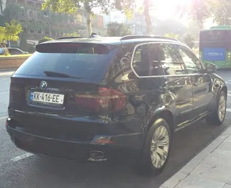 Autohuur BMW X5 2012 in in Georgië, met Benzine brandstof en 350 pk ➤ Vanaf 178 GEL per dag.