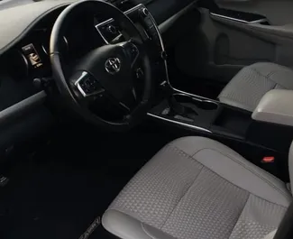 Autohuur Toyota Camry 2015 in in Georgië, met Benzine brandstof en 161 pk ➤ Vanaf 152 GEL per dag.