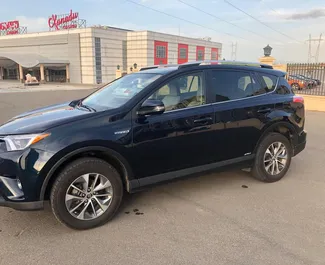 Autohuur Toyota Rav4 2017 in in Georgië, met Hybride brandstof en 300 pk ➤ Vanaf 160 GEL per dag.