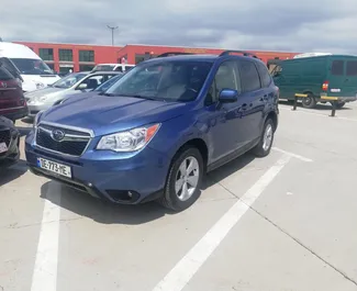 Subaru Forester 2016 beschikbaar voor verhuur in Tbilisi, met een kilometerlimiet van onbeperkt.