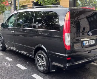 Vooraanzicht van een huurauto Mercedes-Benz Vito in Tbilisi, Georgië ✓ Auto #1306. ✓ Transmissie Automatisch TM ✓ 6 beoordelingen.