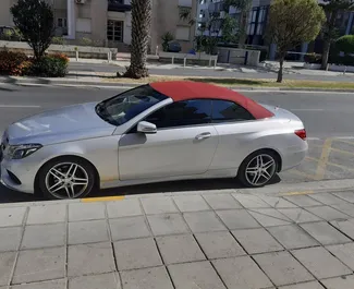 Autohuur Mercedes-Benz E-Class Cabrio 2017 in in Cyprus, met Diesel brandstof en 110 pk ➤ Vanaf 126 EUR per dag.