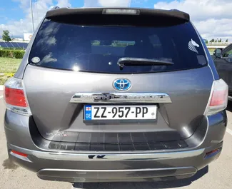 Autohuur Toyota Highlander 2012 in in Georgië, met Hybride brandstof en 209 pk ➤ Vanaf 160 GEL per dag.