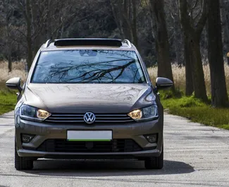 Autohuur Volkswagen Golf Sportsvan #2469 Automatisch in Becici, uitgerust met 2,0L motor ➤ Van Ivan in Montenegro.