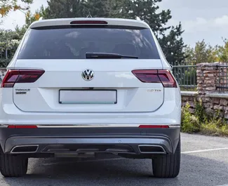 Verhuur Volkswagen Tiguan. Comfort, Crossover Auto te huur in Montenegro ✓ Borg van Borg van 300 EUR ✓ Verzekeringsmogelijkheden TPL, Passagiers, Diefstal.