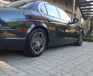 Autohuur Jaguar S-Type 2010 in op de Krim, met Benzine brandstof en 200 pk ➤ Vanaf 2183 RUB per dag.