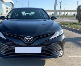 Autohuur Toyota Camry #1825 Automatisch op de luchthaven van Simferopol, uitgerust met 2,5L motor ➤ Van Artem op de Krim.