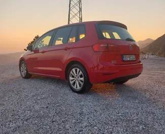 Verhuur Volkswagen Golf Sportsvan. Comfort, Minivan Auto te huur in Montenegro ✓ Borg van Borg van 200 EUR ✓ Verzekeringsmogelijkheden TPL, CDW, SCDW, Buitenland.