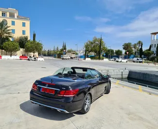 Verhuur Mercedes-Benz E-Class Cabrio. Premium, Cabriolet Auto te huur in Cyprus ✓ Borg van Borg van 1000 EUR ✓ Verzekeringsmogelijkheden TPL, CDW, SCDW, FDW, Diefstal, Jonge.