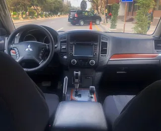 Autohuur Mitsubishi Pajero 2018 in in Azerbeidzjan, met Benzine brandstof en  pk ➤ Vanaf 90 AZN per dag.