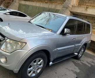 Verhuur Mitsubishi Pajero. Comfort, SUV Auto te huur in Azerbeidzjan ✓ Borg van Borg van 400 AZN ✓ Verzekeringsmogelijkheden TPL, CDW.