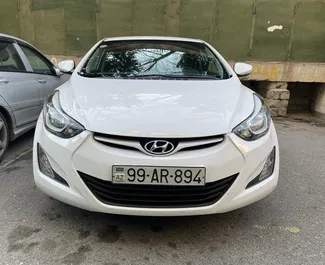 Vooraanzicht van een huurauto Hyundai Elantra in Bakoe, Azerbeidzjan ✓ Auto #3643. ✓ Transmissie Automatisch TM ✓ 0 beoordelingen.