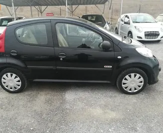 Autohuur Peugeot 107 2012 in in Bulgarije, met Benzine brandstof en 68 pk ➤ Vanaf 14 EUR per dag.