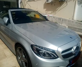 Vooraanzicht van een huurauto Mercedes-Benz C220 in Limassol, Cyprus ✓ Auto #3983. ✓ Transmissie Automatisch TM ✓ 0 beoordelingen.