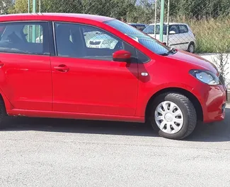 Vooraanzicht van een huurauto Skoda Citigo in Tivat, Montenegro ✓ Auto #509. ✓ Transmissie Handmatig TM ✓ 1 beoordelingen.