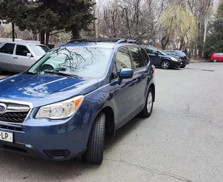 Vooraanzicht van een huurauto Subaru Forester in Tbilisi, Georgië ✓ Auto #4080. ✓ Transmissie Automatisch TM ✓ 1 beoordelingen.