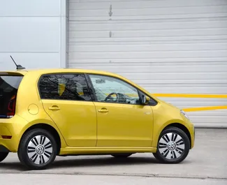 Verhuur Volkswagen Up. Economy Auto te huur in Griekenland ✓ Borg van Zonder Borg ✓ Verzekeringsmogelijkheden TPL, FDW, Passagiers, Diefstal.