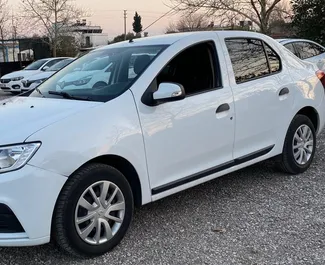 Vooraanzicht van een huurauto Renault Symbol op de luchthaven van Antalya, Turkije ✓ Auto #4117. ✓ Transmissie Handmatig TM ✓ 0 beoordelingen.