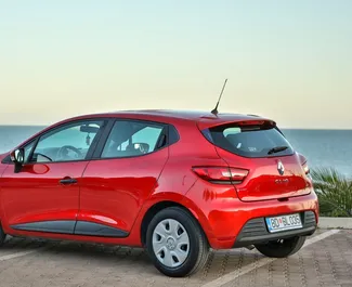 Autohuur Renault Clio 4 2017 in in Montenegro, met Diesel brandstof en 110 pk ➤ Vanaf 30 EUR per dag.