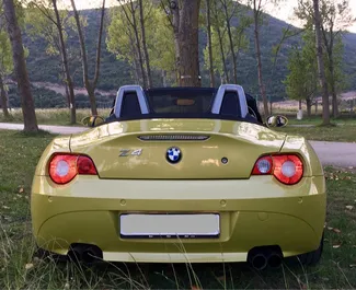 Autohuur BMW Z4 2010 in in Montenegro, met Benzine brandstof en 265 pk ➤ Vanaf 85 EUR per dag.