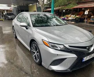 Autohuur Toyota Camry 2019 in in Georgië, met Benzine brandstof en 220 pk ➤ Vanaf 180 GEL per dag.